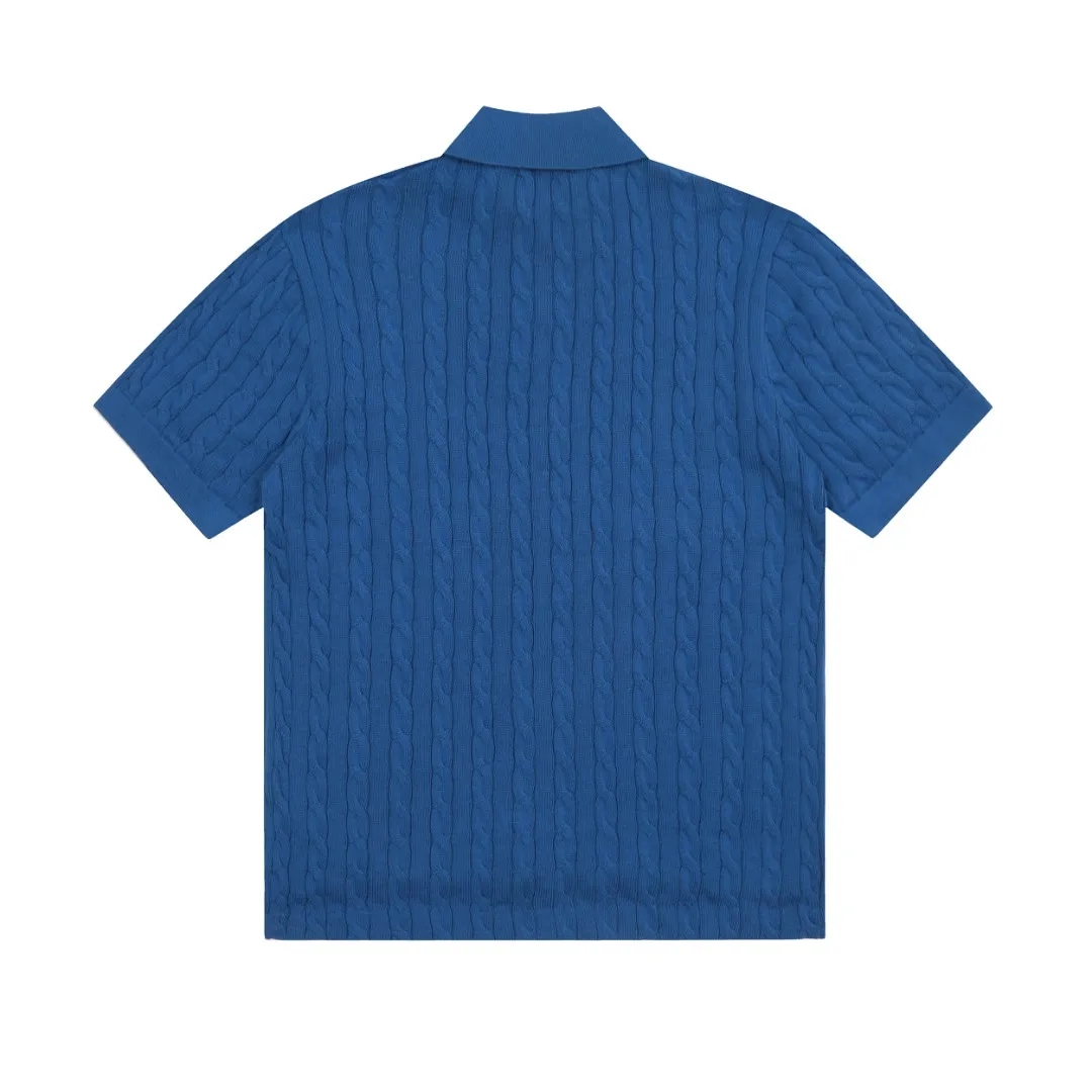 🅿️176 "Top quality" Style number: DS022# (not off the shelves all year round) [Ralph Lauren POLO lapel solid color pony embroidered logo knitted short sleeves] ✅Ralph Lauren Ralph Lauren classic basic versatile all-season cardigan knitted short sleeves ✅Main supplier platform live broadcast Wholesale entities Replenish when out of stock Not off the shelves ✅ZP quality 1:1 version Scan the code to enter the GF website Counter quality ✅Details and quality are the only one in Guangzhou. Imported quality cotton yarn focuses on high-end and cost-effective. Needless to say good quality. ✅The version is restored to the original order. The maximum size can be worn up to 160 pounds. Loose, comfortable and stress-free.